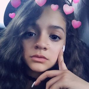 Meet your Posher, Violet